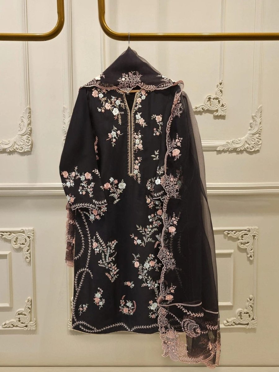 Mahee Noor Embroidery 3PC - Libas Lounge