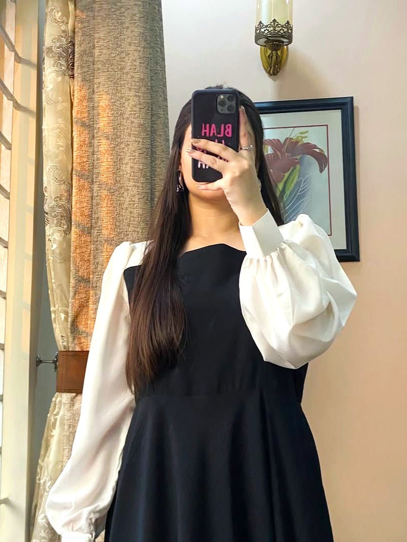 Pleated Maxi Dress with Contrast White Sleeves - Libas Lounge